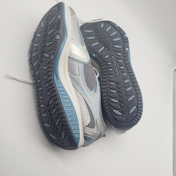 Sketches Shaped up - Picture 4 of 11